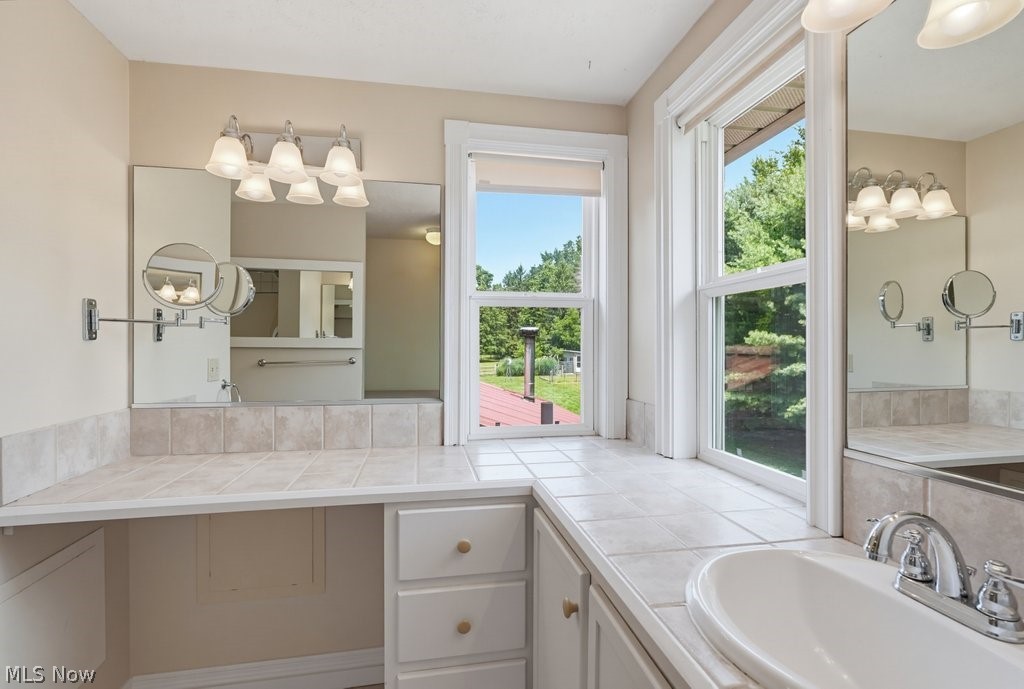1545 Ritchie Road Stow, OH 44224 - Photo 18 of 32 Upper Full Bath View