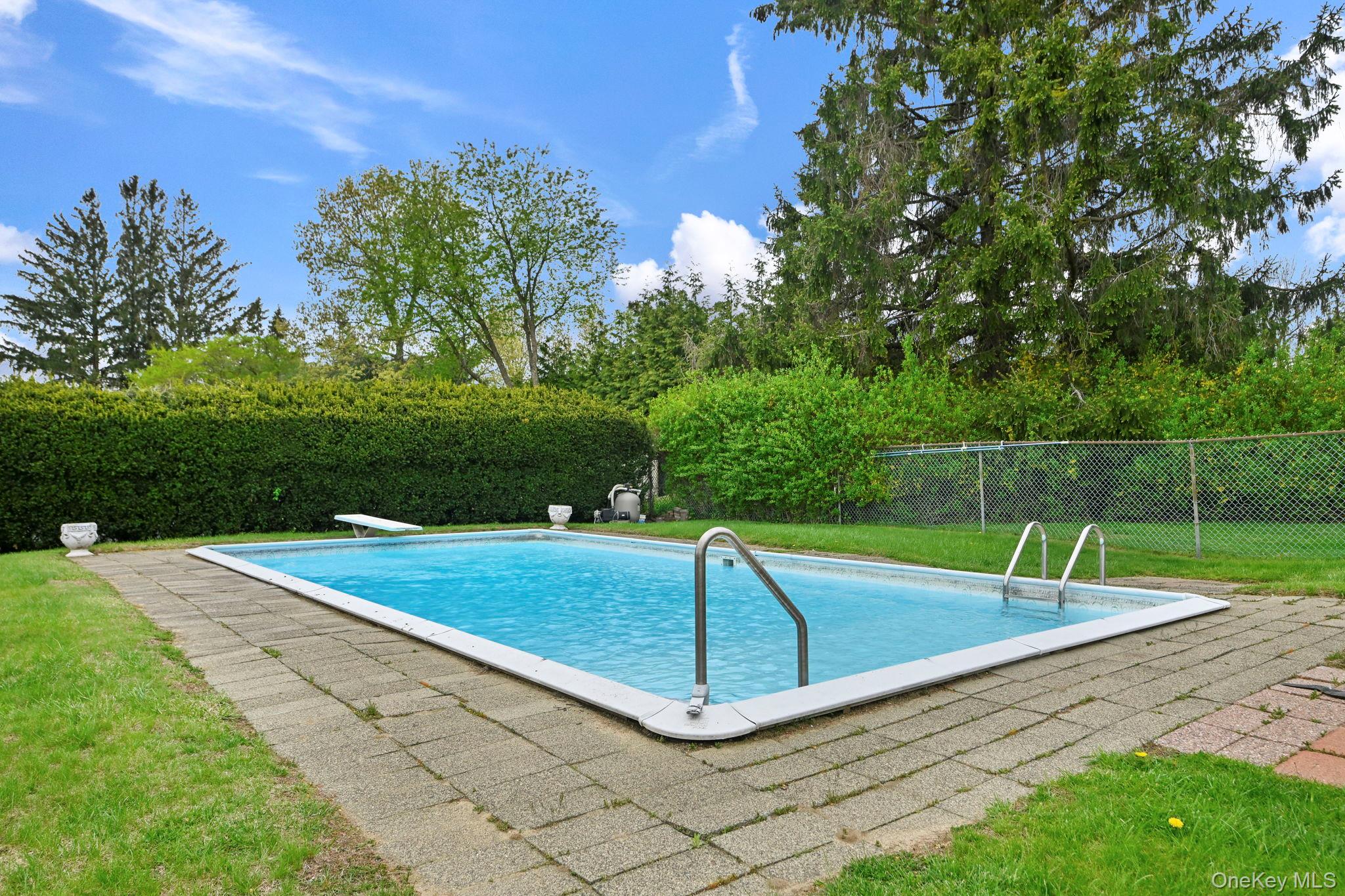 93 Fairmont Road Mahopac, NY 10541 - Photo 35 of 37 a view of a backyard with swimming pool