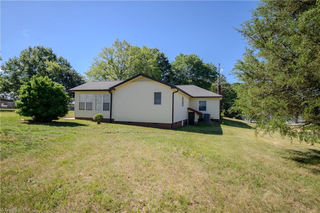 1690 Community Road Lexington, NC 27295 - Photo 25 of 29