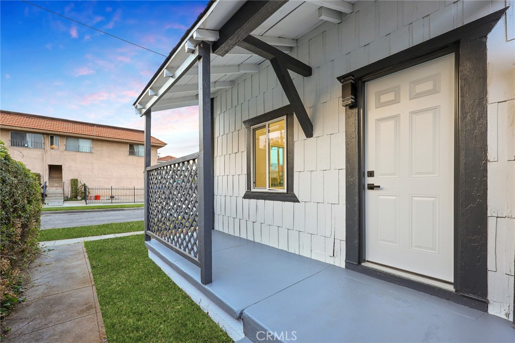 1412 Larch Street Alhambra, CA 91801 - Photo 6 of 33