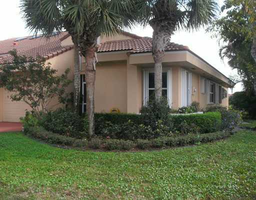 11142 Autoro Court Boca Raton, FL 33498 - Photo 1 of 20 Primary Photo