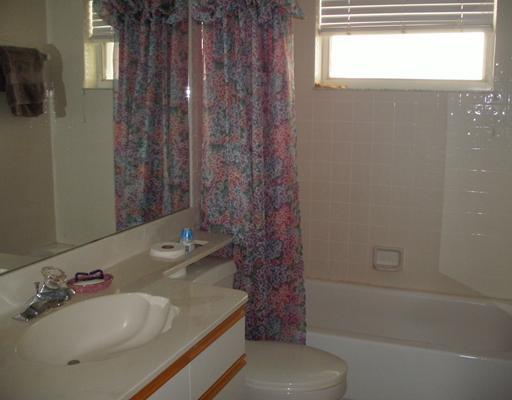 11142 Autoro Court Boca Raton, FL 33498 - Photo 10 of 20 Additional Photo