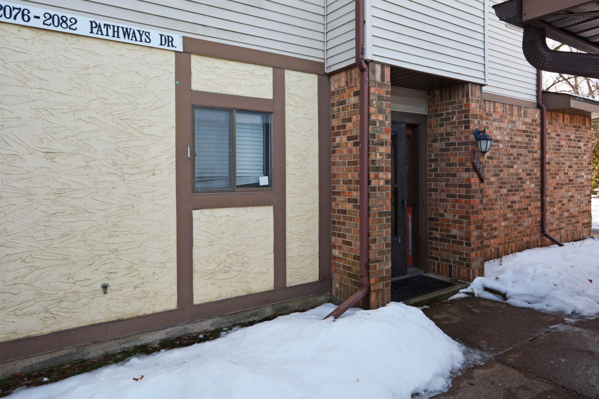 2076 Pathways Drive, Unit 1 St. Paul, MN 55119 - Photo 3 of 22