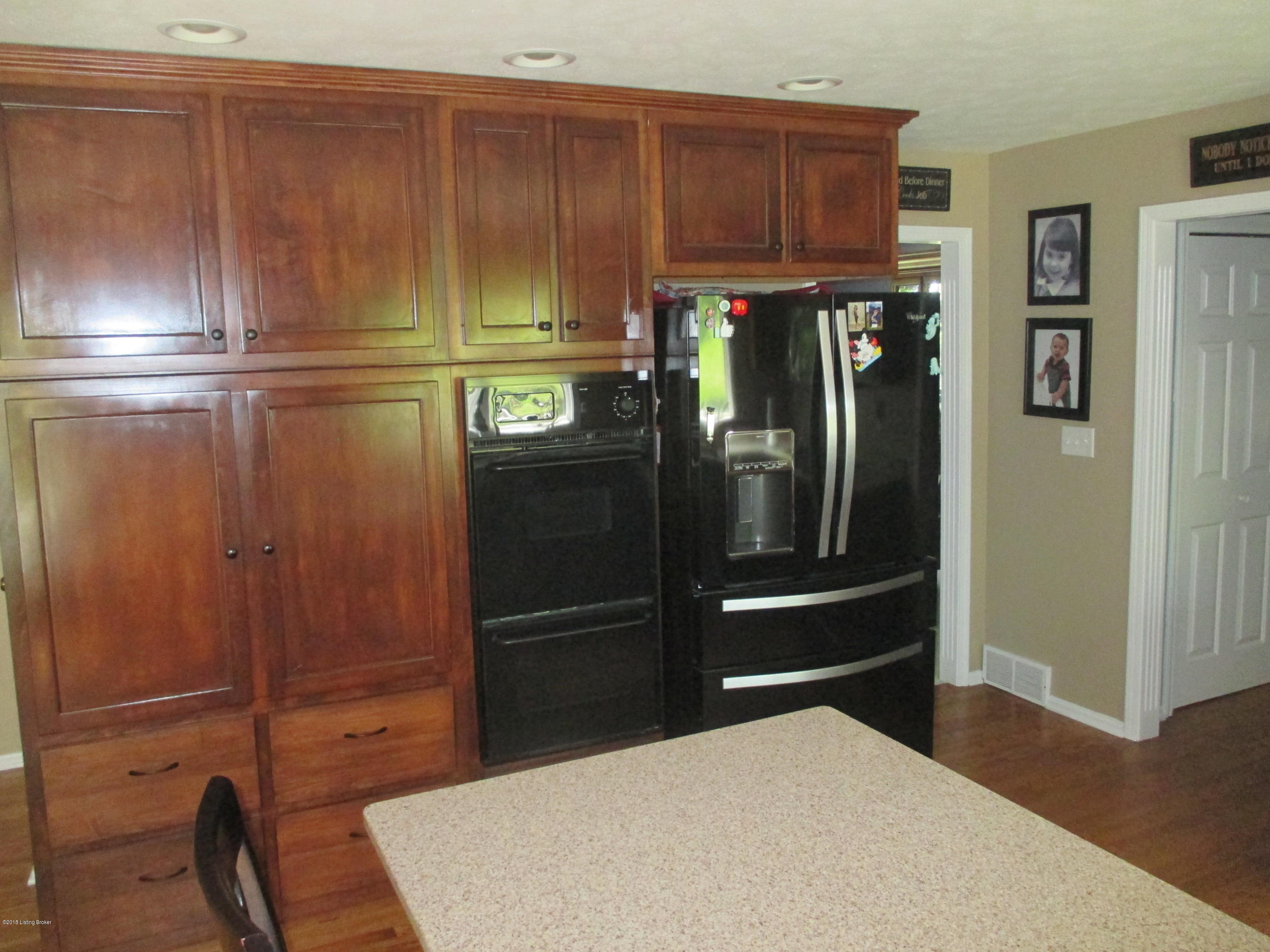 616 Foxfire Road Elizabethtown, KY 42701 - Photo 23 of 26 023