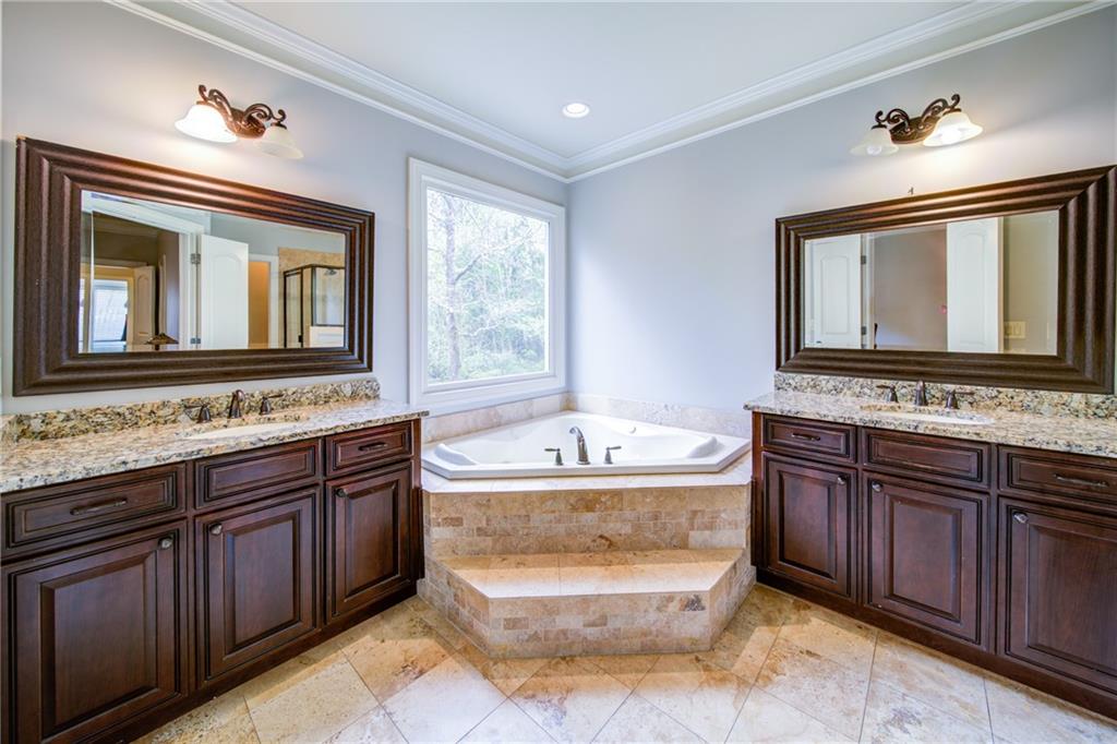 3527 Peacock Road Alpharetta, GA 30004 - Photo 14 of 26