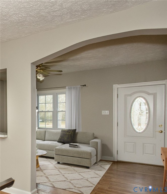 11512 Duncan Road Petersburg, VA 23805 - Photo 7 of 19 a living room with furniture and a window