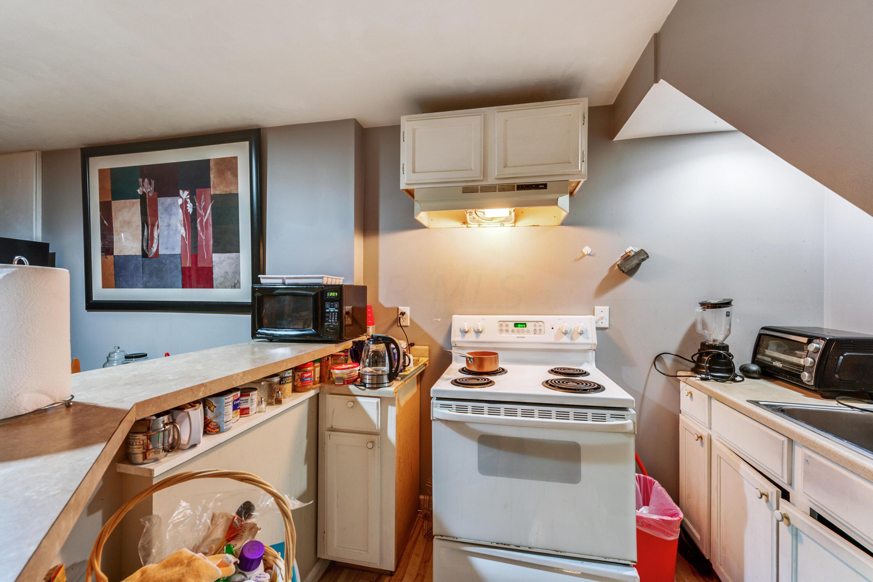 6329 Karl Road Columbus, OH 43229 - Photo 15 of 25 Gallery Image 15