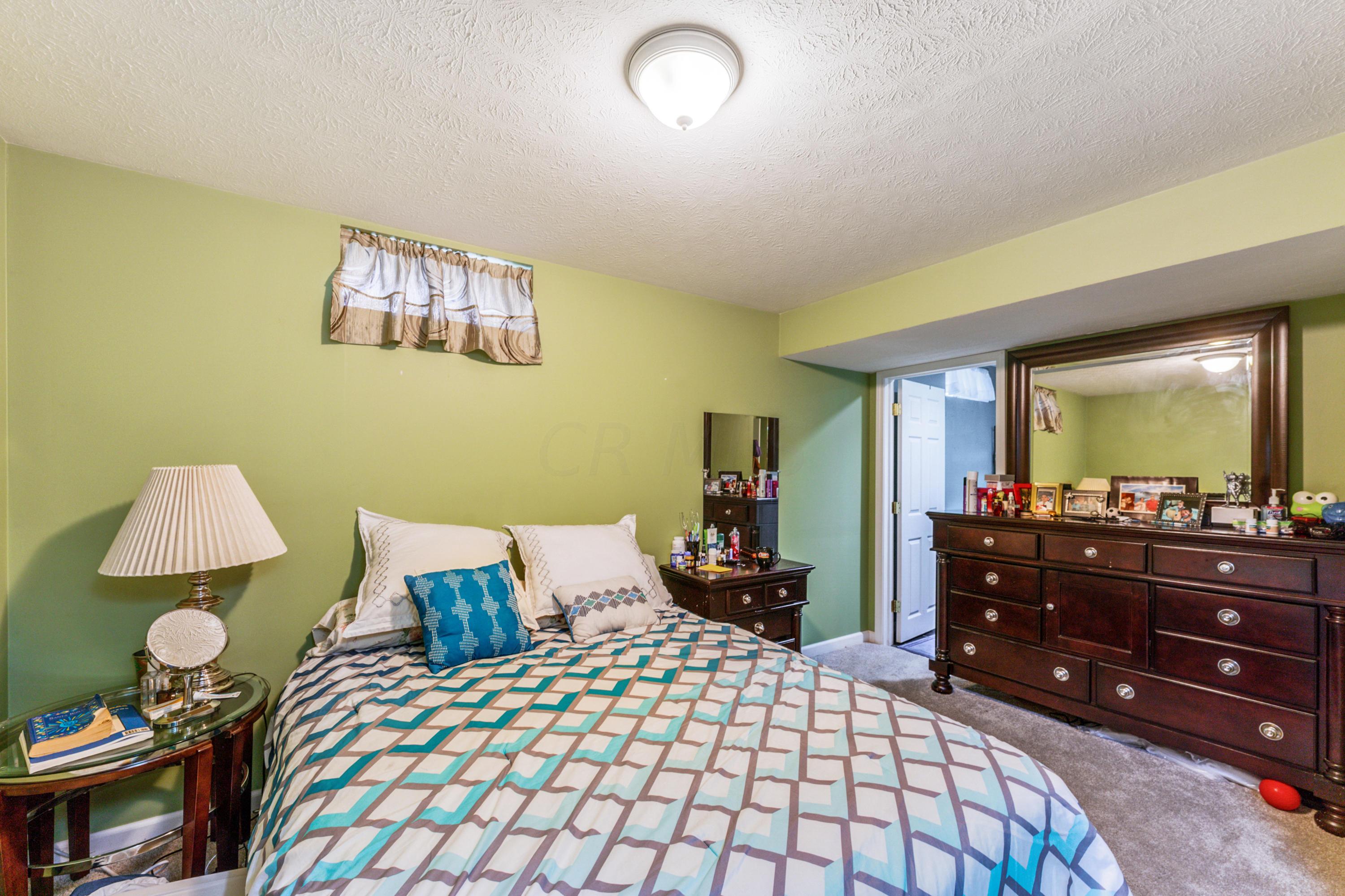 6329 Karl Road Columbus, OH 43229 - Photo 16 of 25 Gallery Image 16
