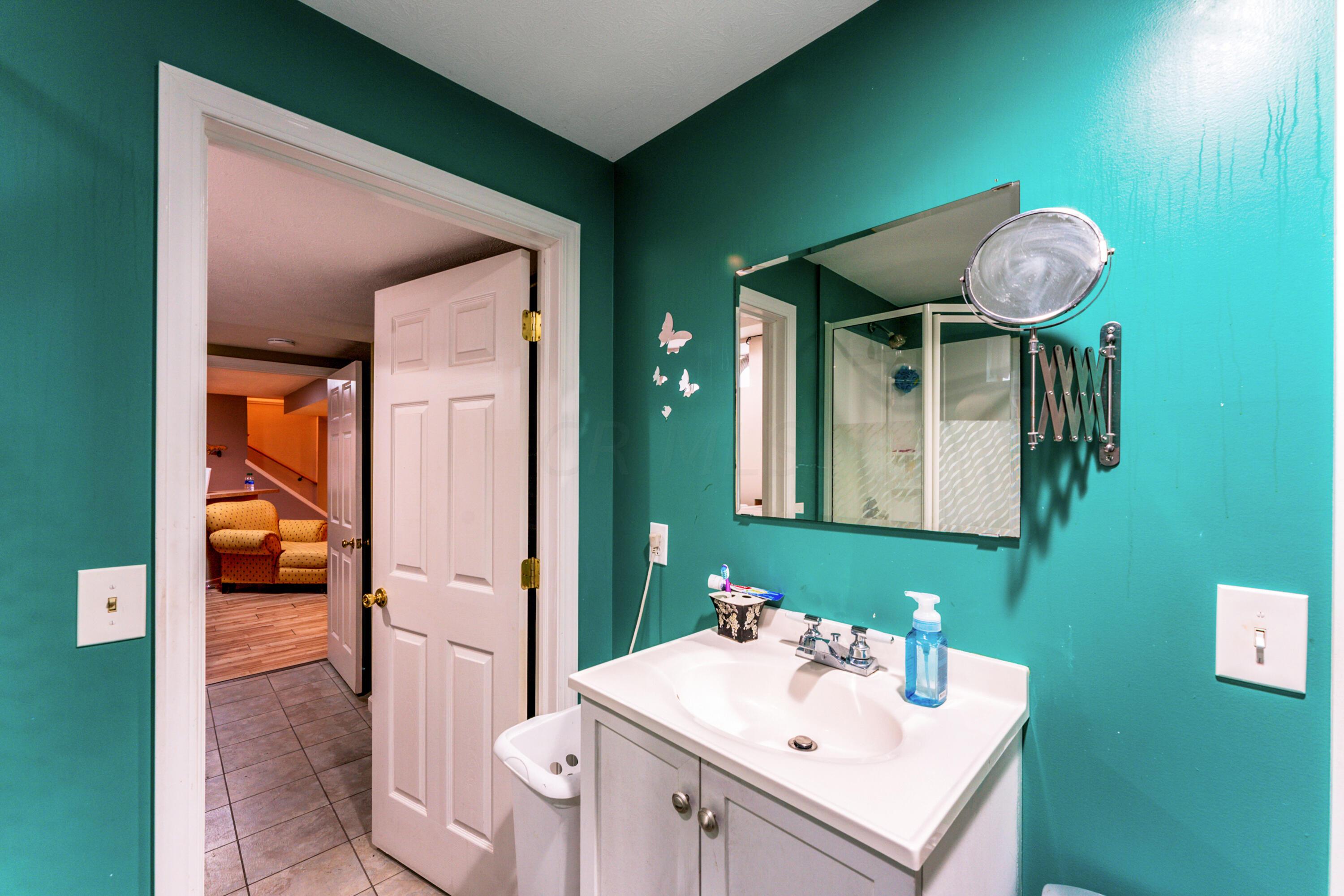 6329 Karl Road Columbus, OH 43229 - Photo 18 of 25 Gallery Image 18