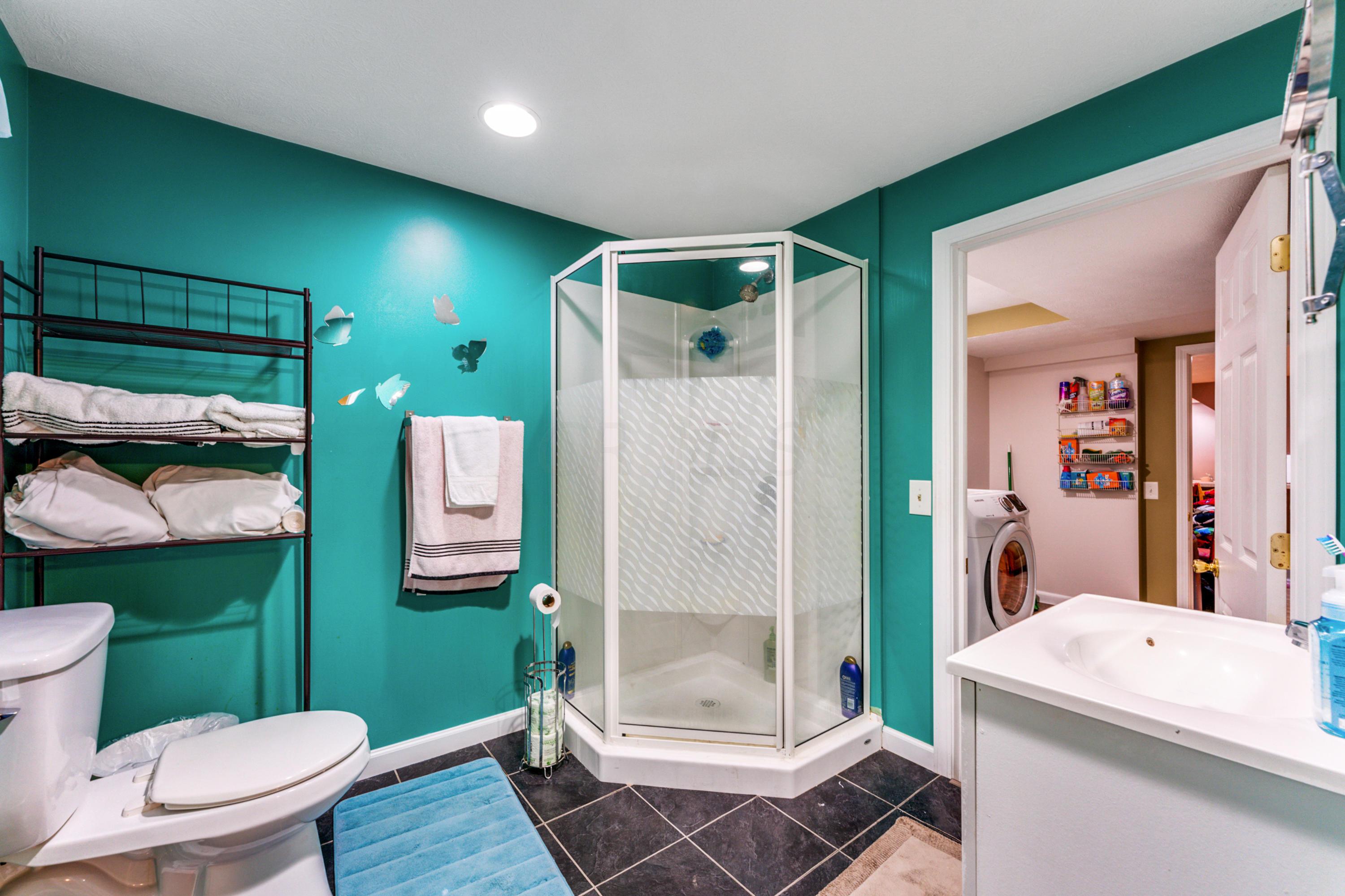 6329 Karl Road Columbus, OH 43229 - Photo 19 of 25 Gallery Image 19