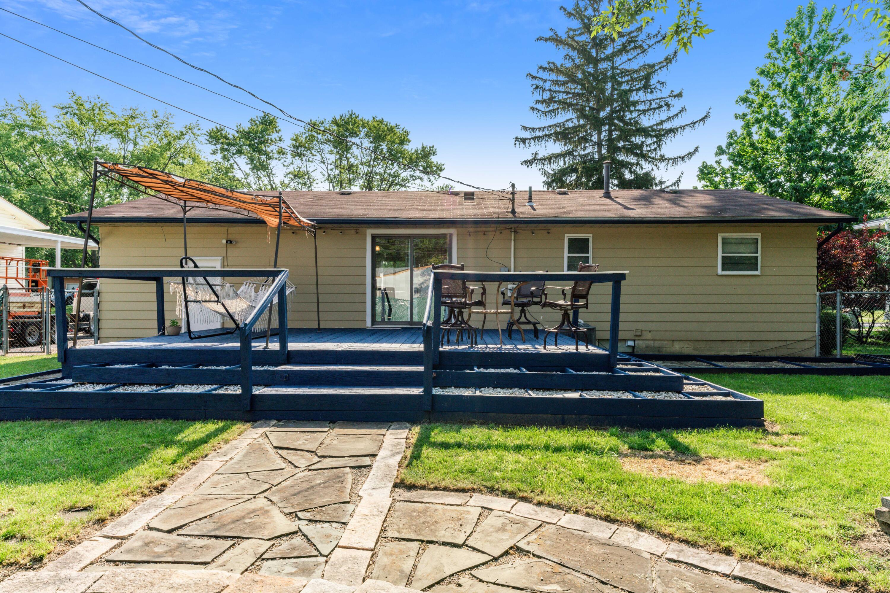 6329 Karl Road Columbus, OH 43229 - Photo 20 of 25 Gallery Image 20