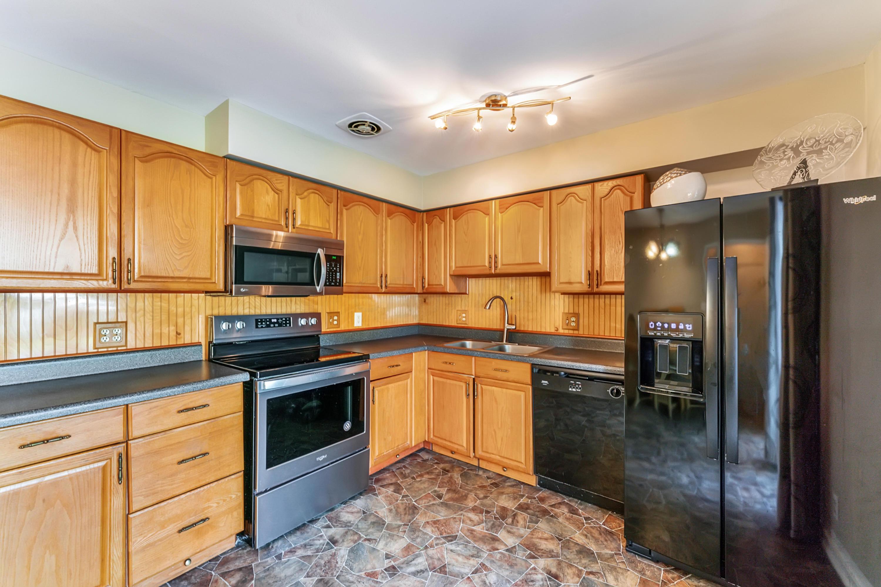 6329 Karl Road Columbus, OH 43229 - Photo 7 of 25 Gallery Image 7