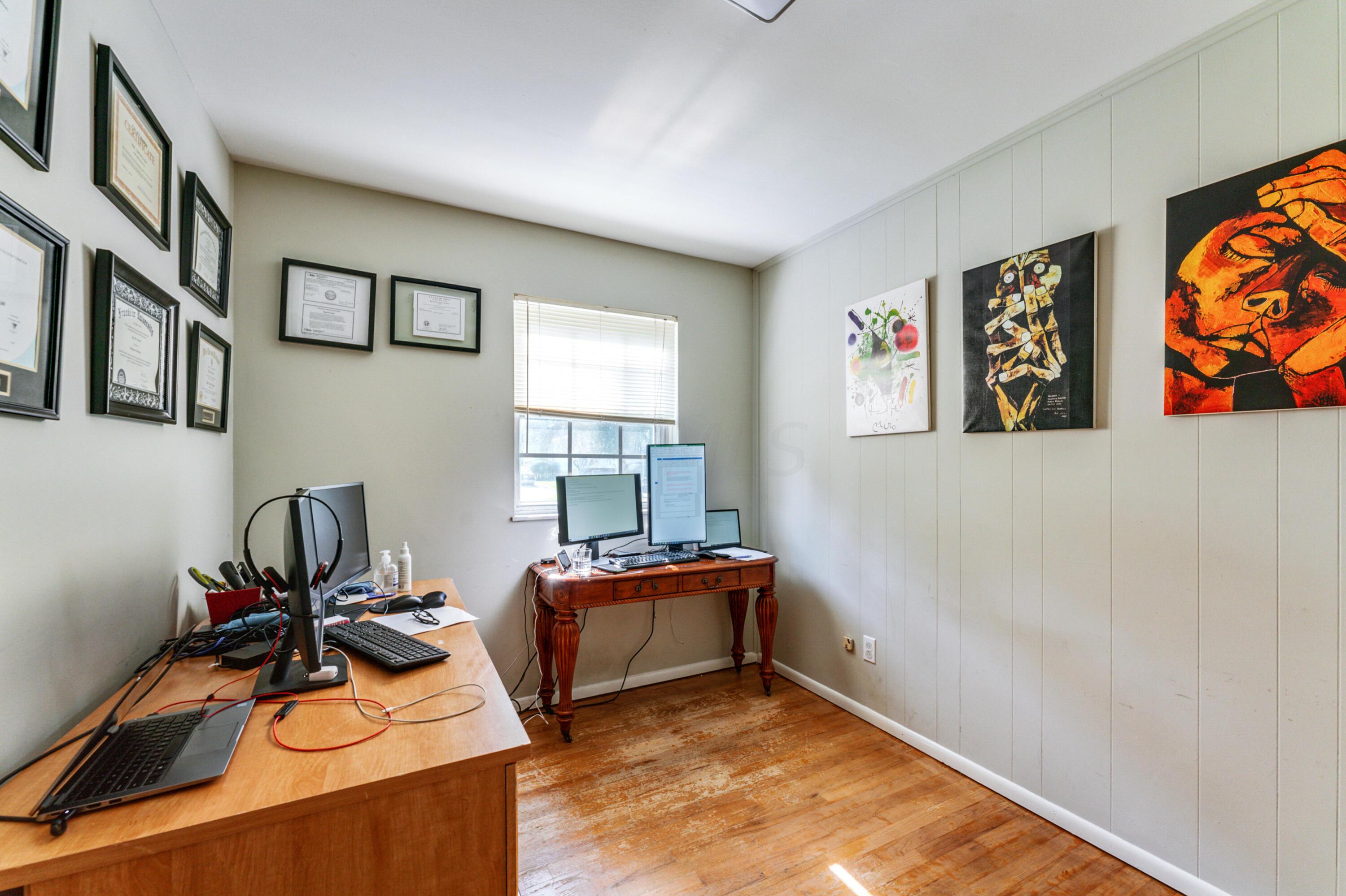 6329 Karl Road Columbus, OH 43229 - Photo 10 of 25 Gallery Image 10