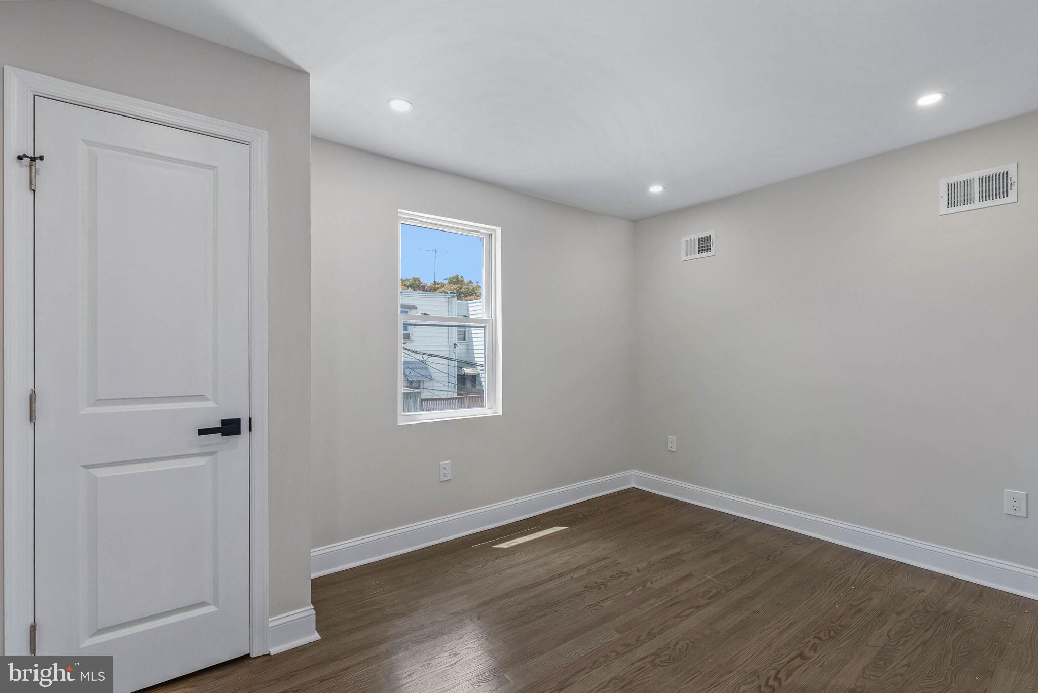 436 Timberlake Road Upper Darby, PA 19082 - Photo 21 of 29
