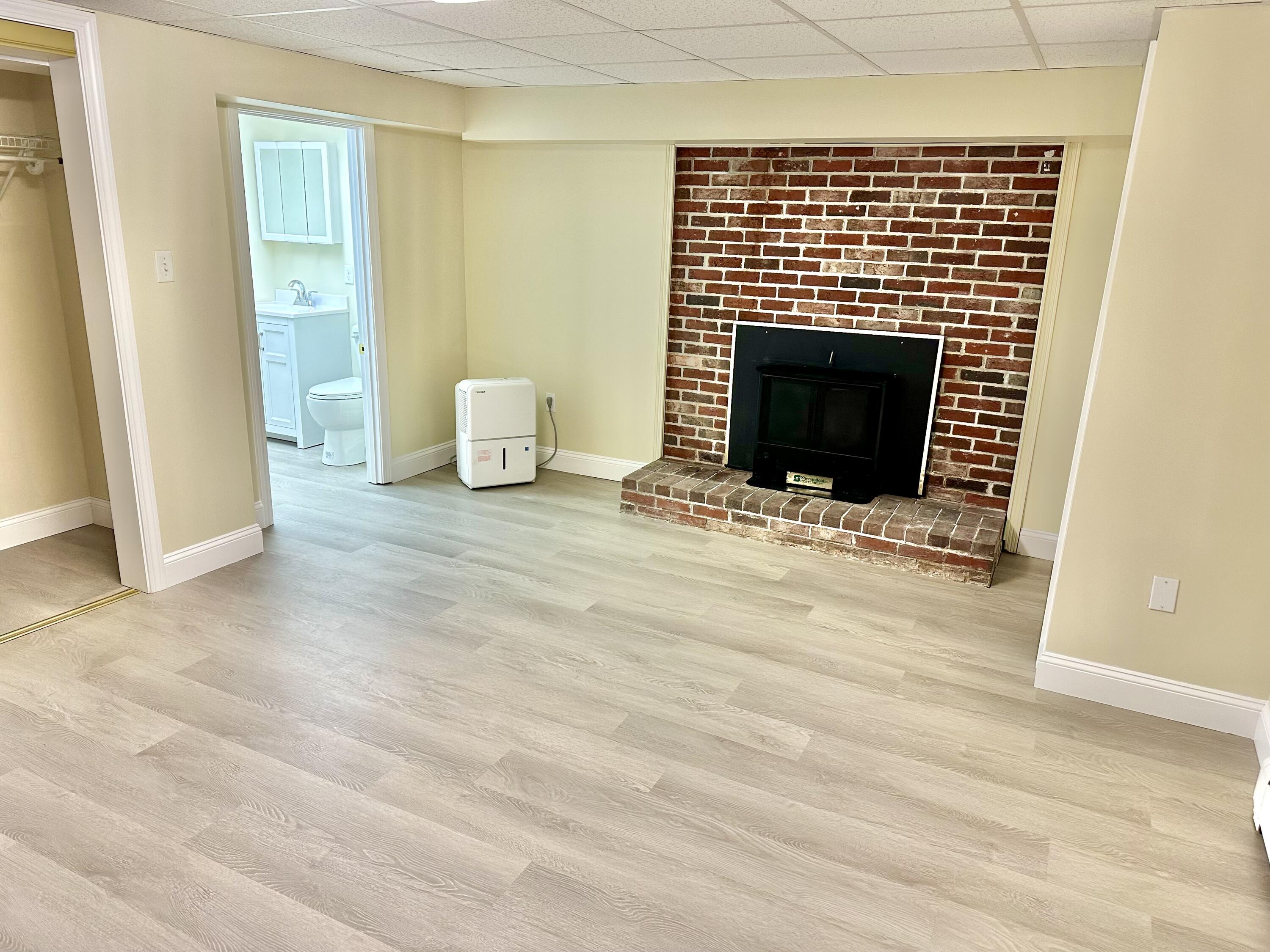 6 Juniper Lane Westbrook, ME 04092 - Photo 19 of 34 Bonus Room
