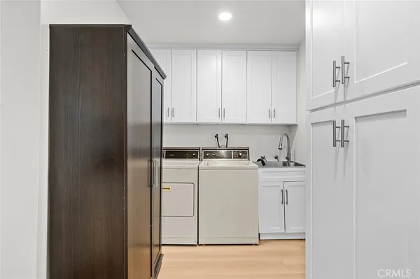 $980,000 | 6440 Petit Avenue, Van Nuys, CA 91406