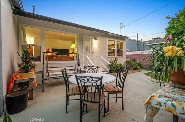 $980,000 | 6440 Petit Avenue, Van Nuys, CA 91406