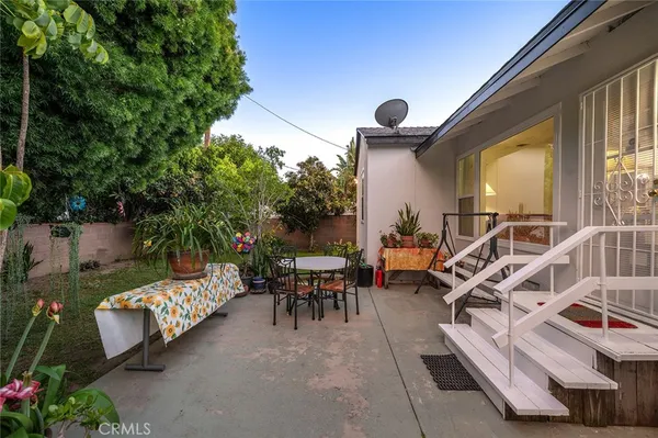 $980,000 | 6440 Petit Avenue, Van Nuys, CA 91406