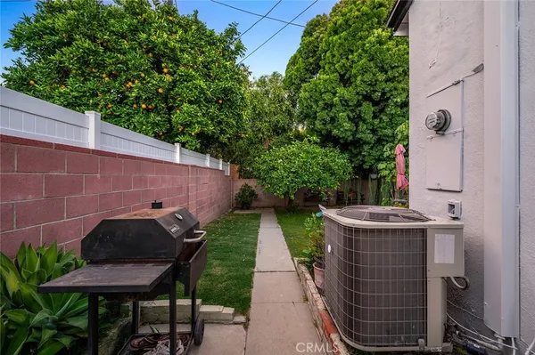 $980,000 | 6440 Petit Avenue, Van Nuys, CA 91406