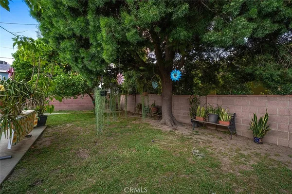$980,000 | 6440 Petit Avenue, Van Nuys, CA 91406