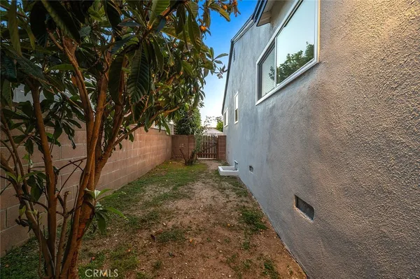 $980,000 | 6440 Petit Avenue, Van Nuys, CA 91406