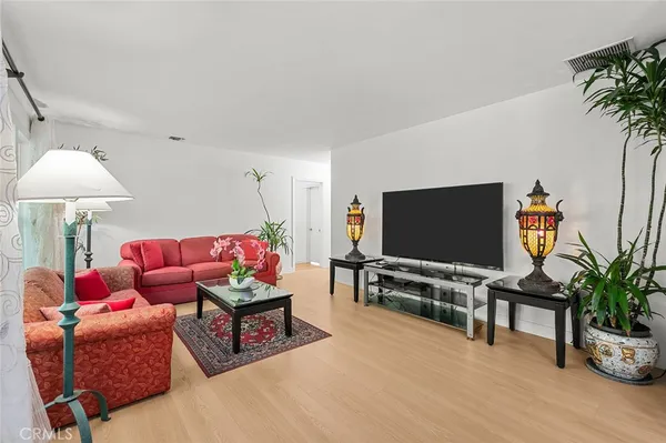 $980,000 | 6440 Petit Avenue, Van Nuys, CA 91406