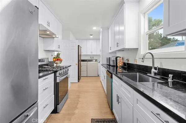 $980,000 | 6440 Petit Avenue, Van Nuys, CA 91406