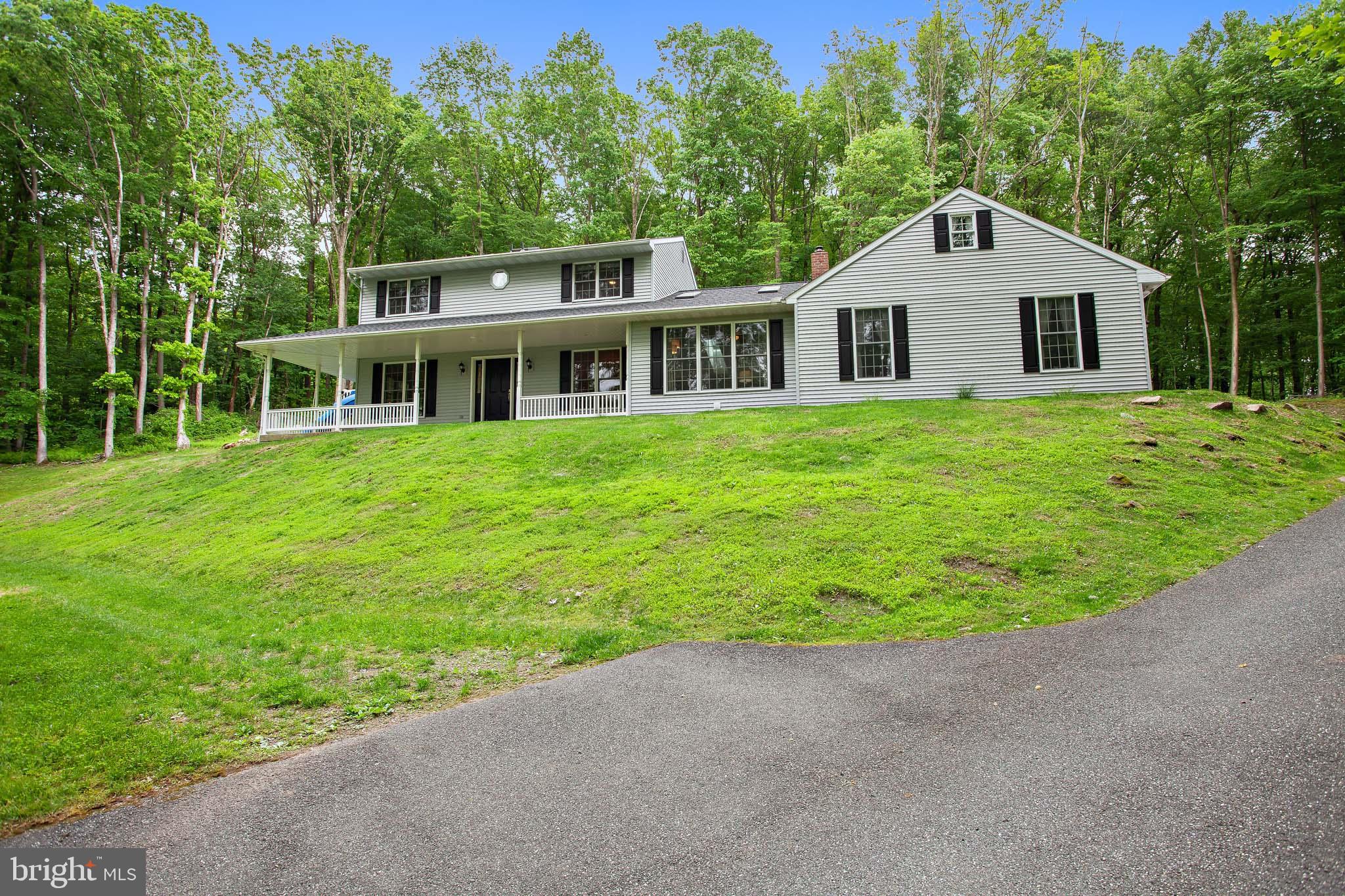 1000 Hunters Road Mohnton, PA 19540 - Photo 1 of 37 Front Exterior