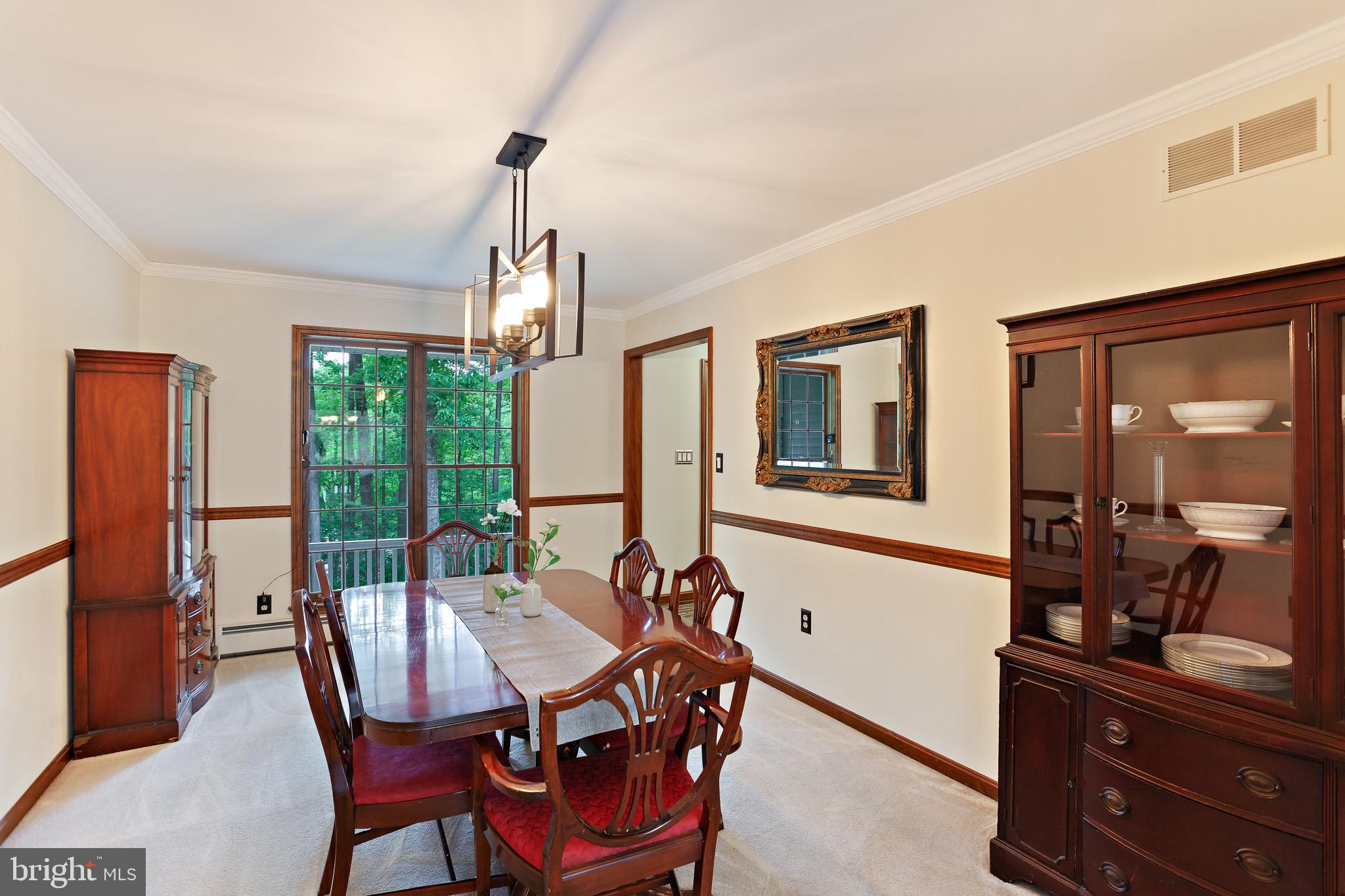 1000 Hunters Road Mohnton, PA 19540 - Photo 2 of 37 Dining Room