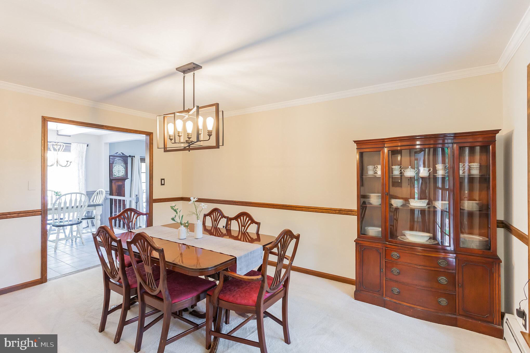 1000 Hunters Road Mohnton, PA 19540 - Photo 3 of 37 Dining Room