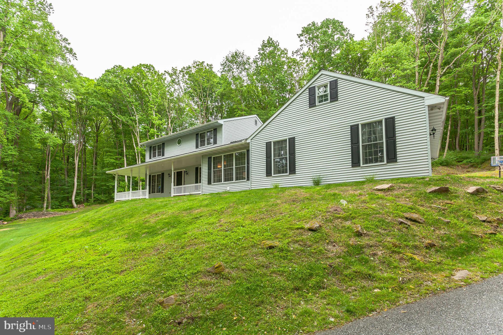 1000 Hunters Road Mohnton, PA 19540 - Photo 24 of 37 Front Exterior