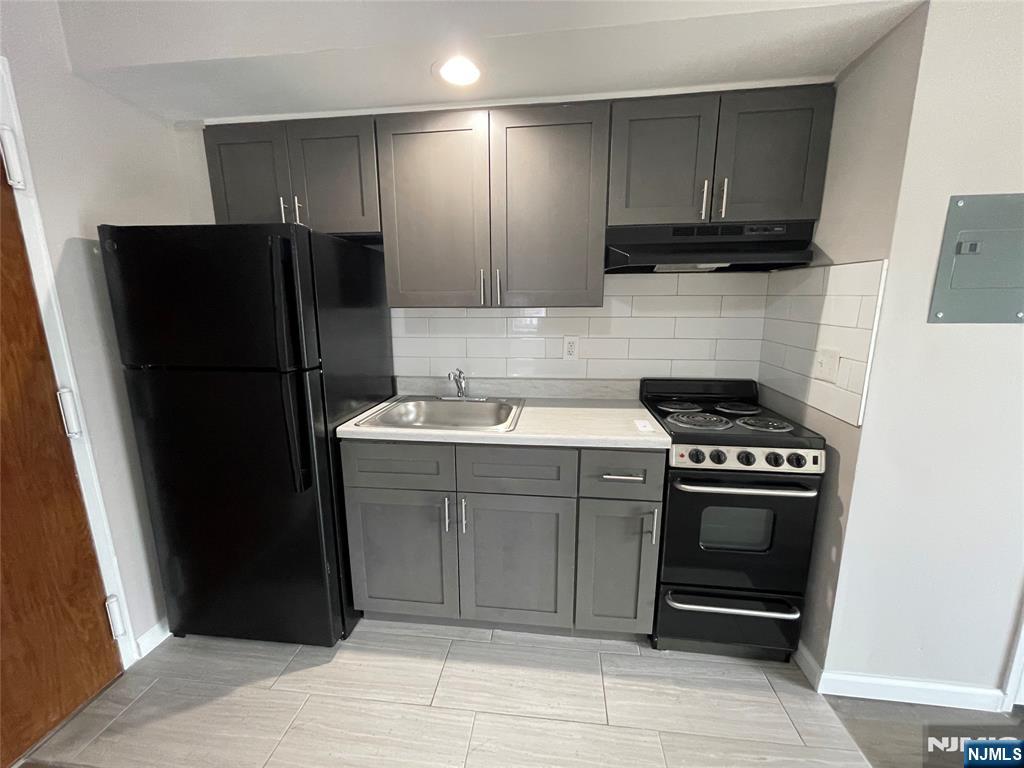 125 Lawrence Street, Unit 1A Hackensack, NJ 07601 - Photo 4 of 7