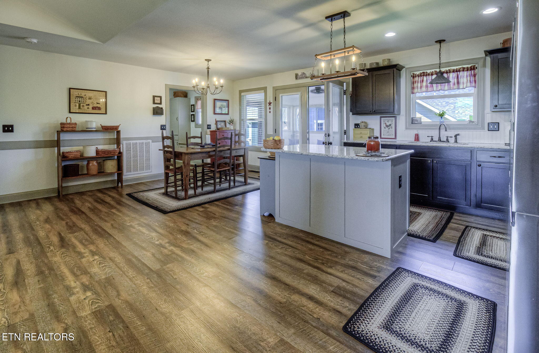 2045 Kings View Loop Seymour, TN 37865 - Photo 12 of 60 IMG_4935