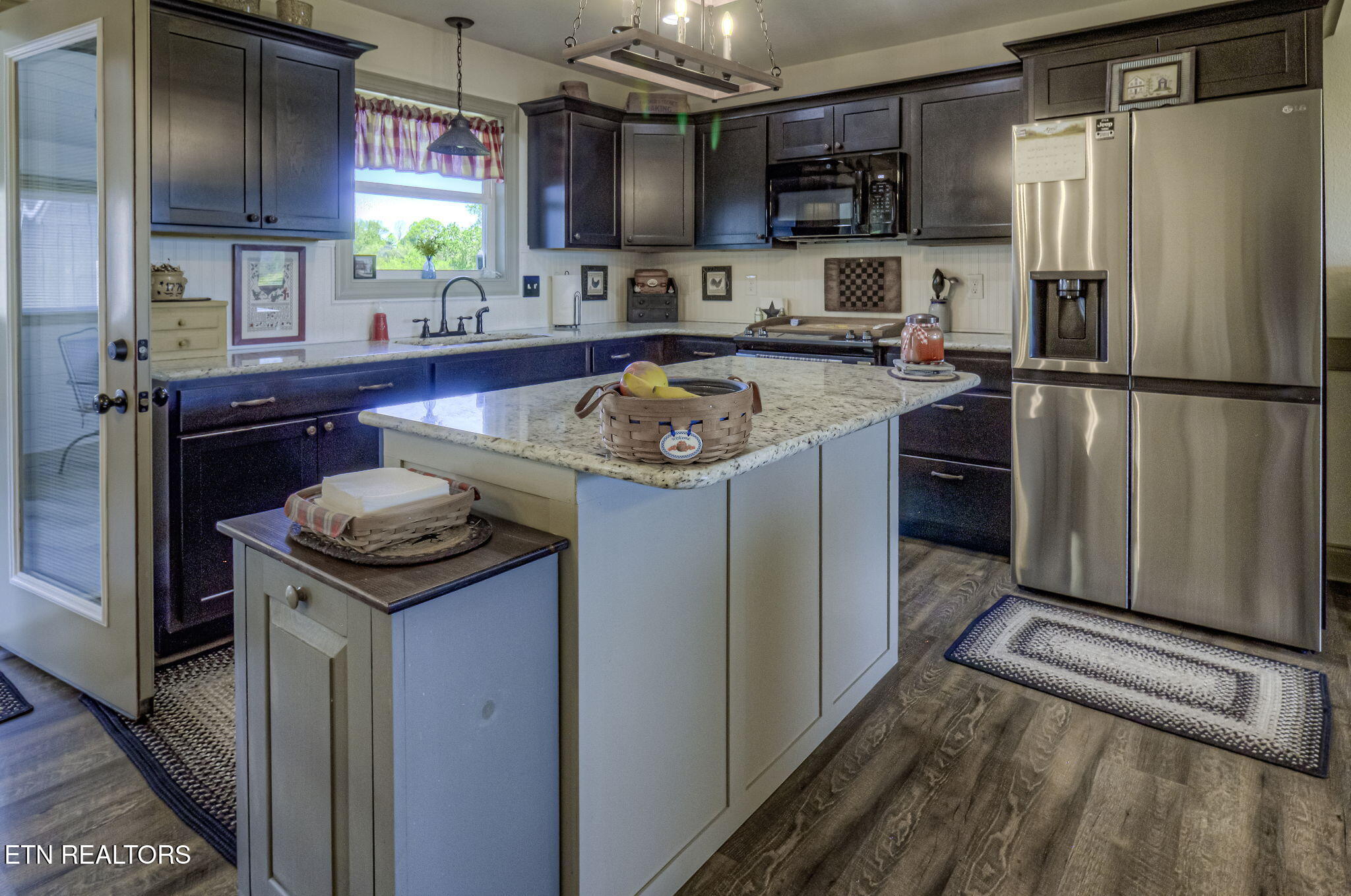 2045 Kings View Loop Seymour, TN 37865 - Photo 15 of 60 IMG_4944