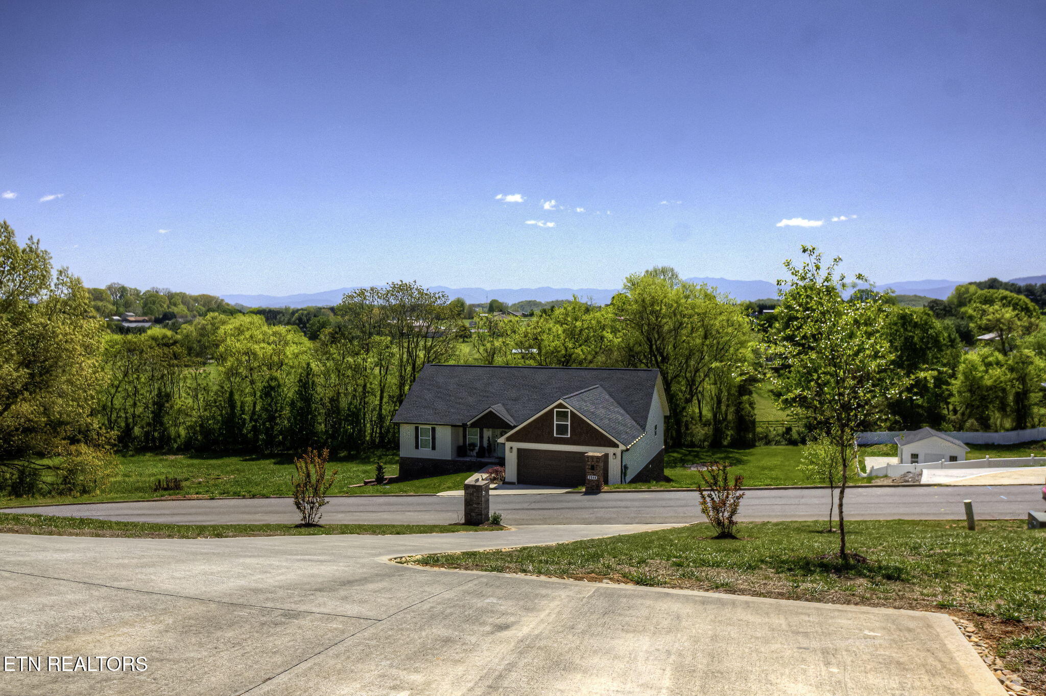 2045 Kings View Loop Seymour, TN 37865 - Photo 54 of 60 IMG_4908