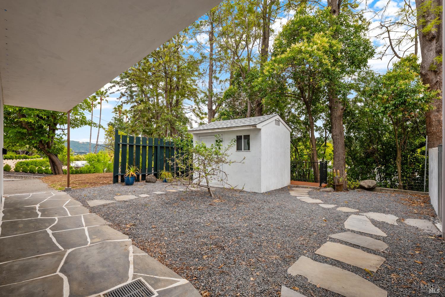 821 Las Colindas Road San Rafael, CA 94903 - Photo 9 of 69