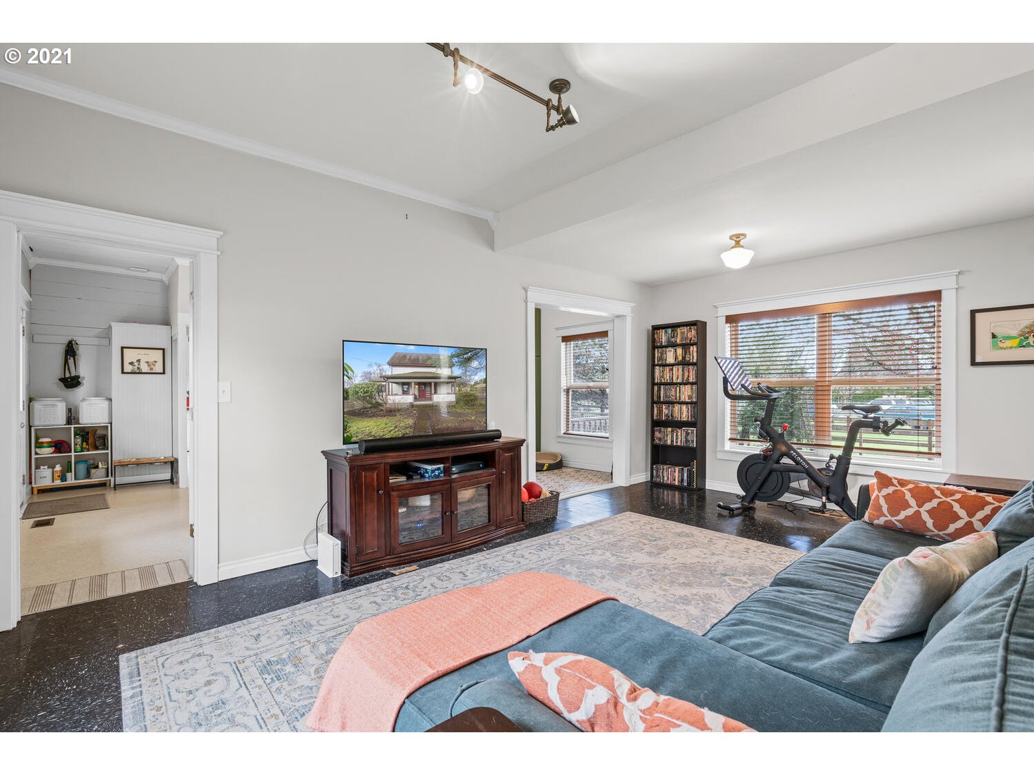 33808 Slavens Road Warren, OR 97053 - Photo 11 of 32 Gallery Image 11