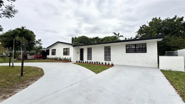 $629,500 | 19732 Northeast 12th Place, Miami, FL 33179
