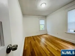 $3,300 | 169 Hillside Avenue, Glen Ridge, NJ 07028