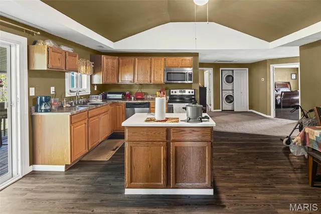 $170,000 | 304 Indiana Avenue, South Roxana, IL 62087