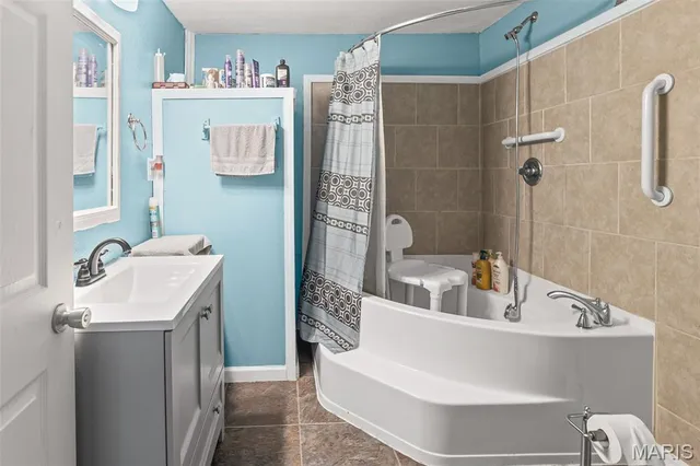 $170,000 | 304 Indiana Avenue, South Roxana, IL 62087