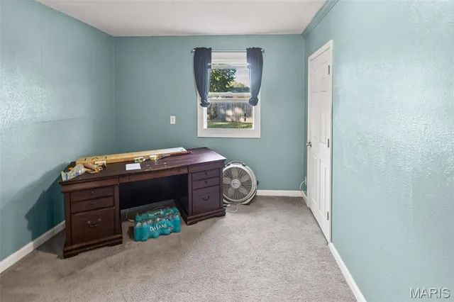 $170,000 | 304 Indiana Avenue, South Roxana, IL 62087