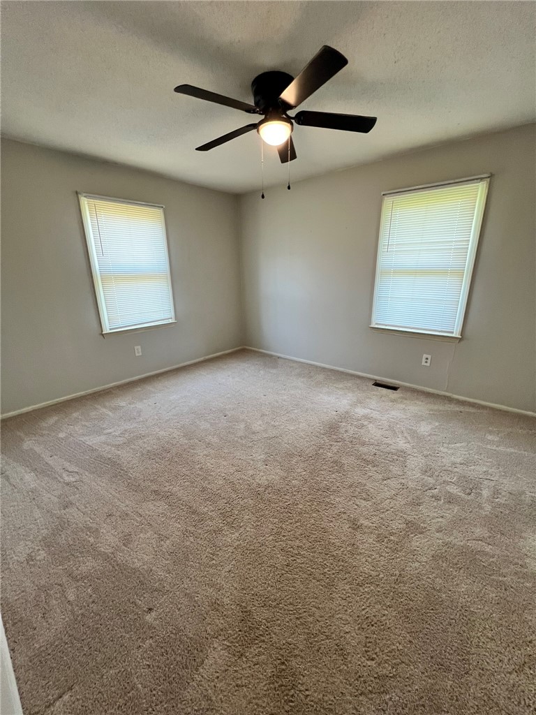 229 East Pinedale Road Anderson, SC 29626 - Photo 8 of 12