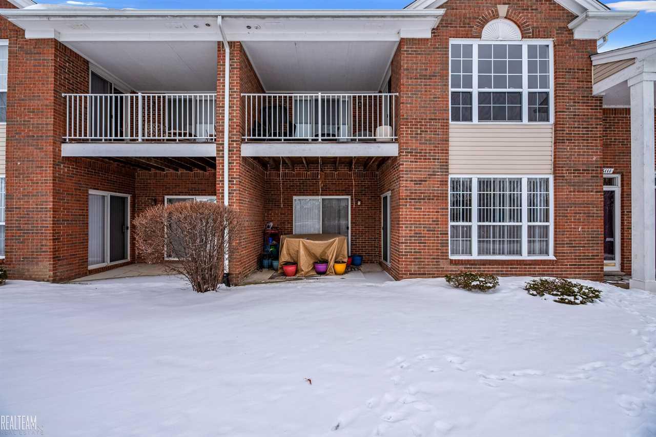 46111 Rhodes Drive, Unit 297 Macomb, MI 48044 - Photo 2 of 20 Gallery Image 2