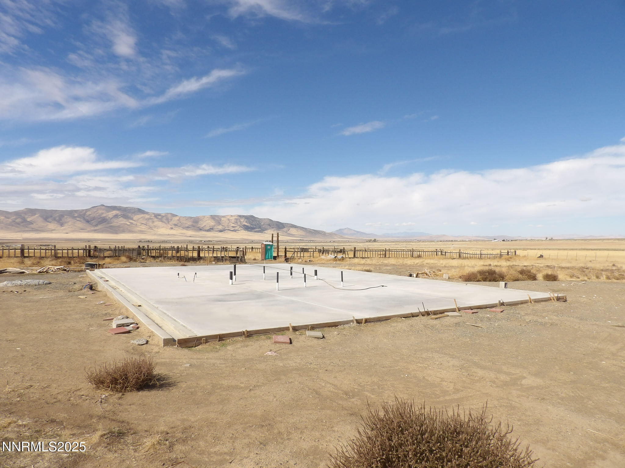 15948 South Grass Valley Road Winnemucca, NV 89445 - Photo 15 of 20 a view of an ocean and beach