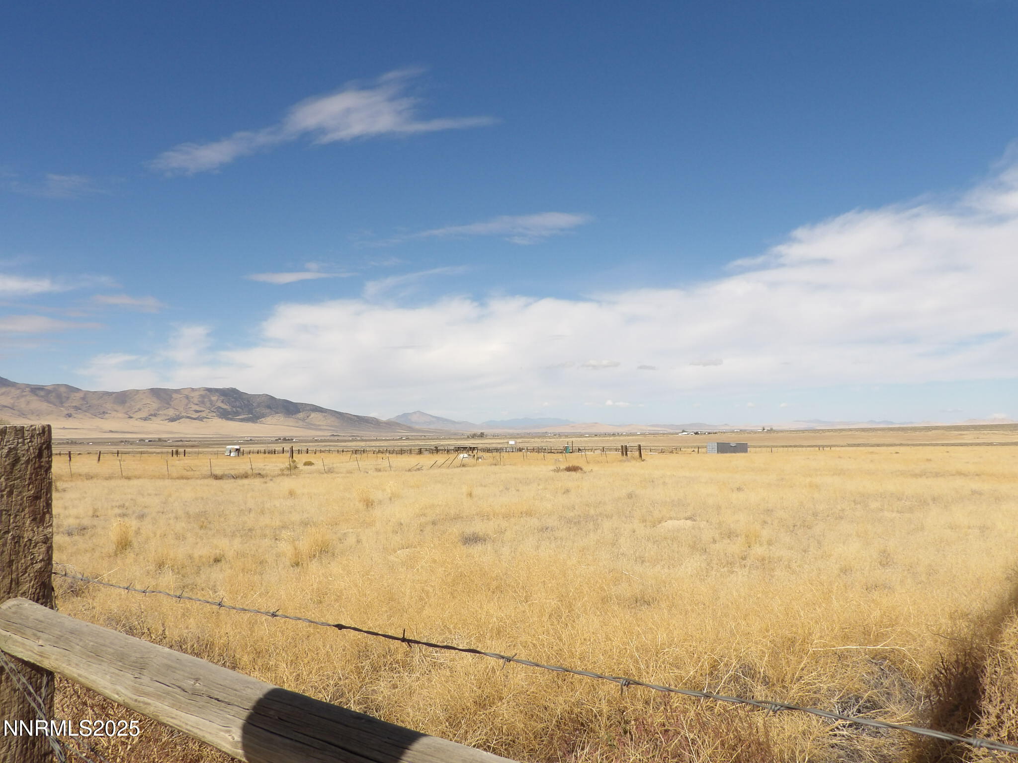 15948 South Grass Valley Road Winnemucca, NV 89445 - Photo 5 of 20 a view of an ocean and beach