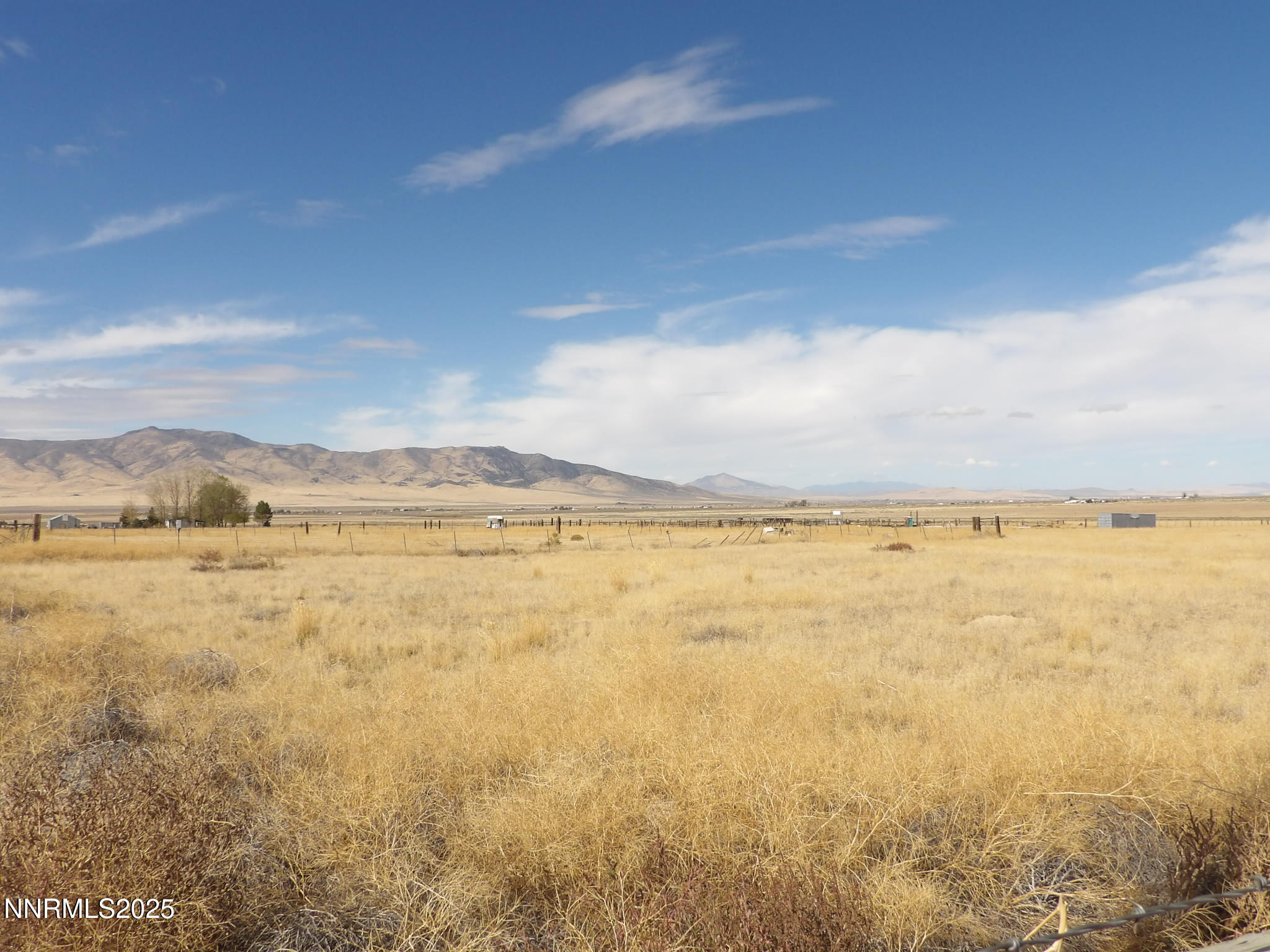 15948 South Grass Valley Road Winnemucca, NV 89445 - Photo 6 of 20 a view of an ocean