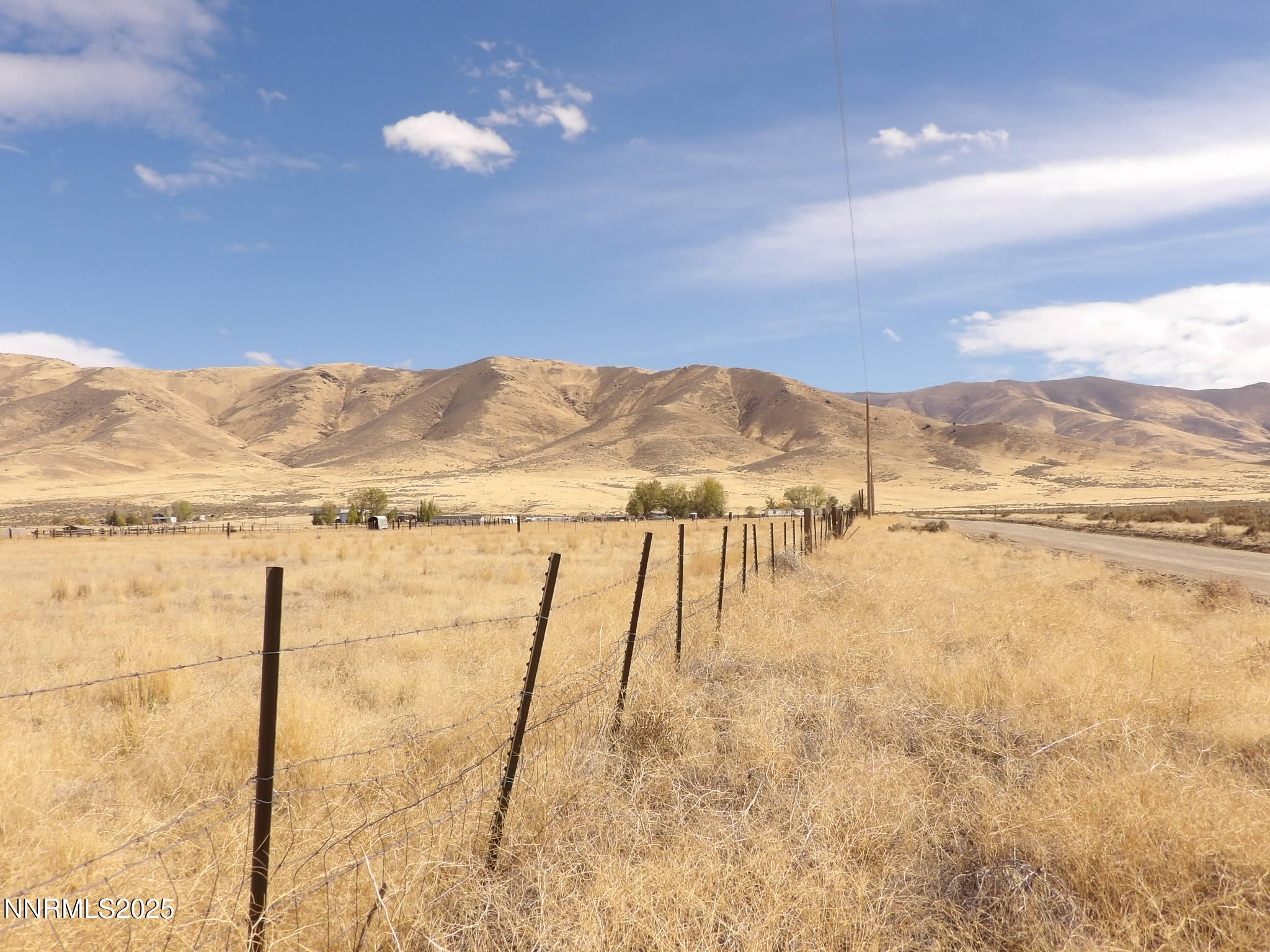 15948 South Grass Valley Road Winnemucca, NV 89445 - Photo 7 of 20 a view of an ocean