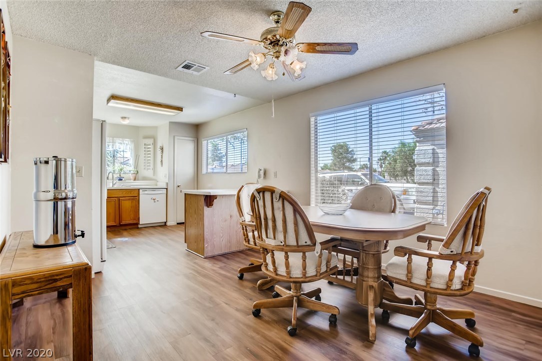 2700 Riley Oaks Court Las Vegas, NV 89108 - Photo 12 of 50