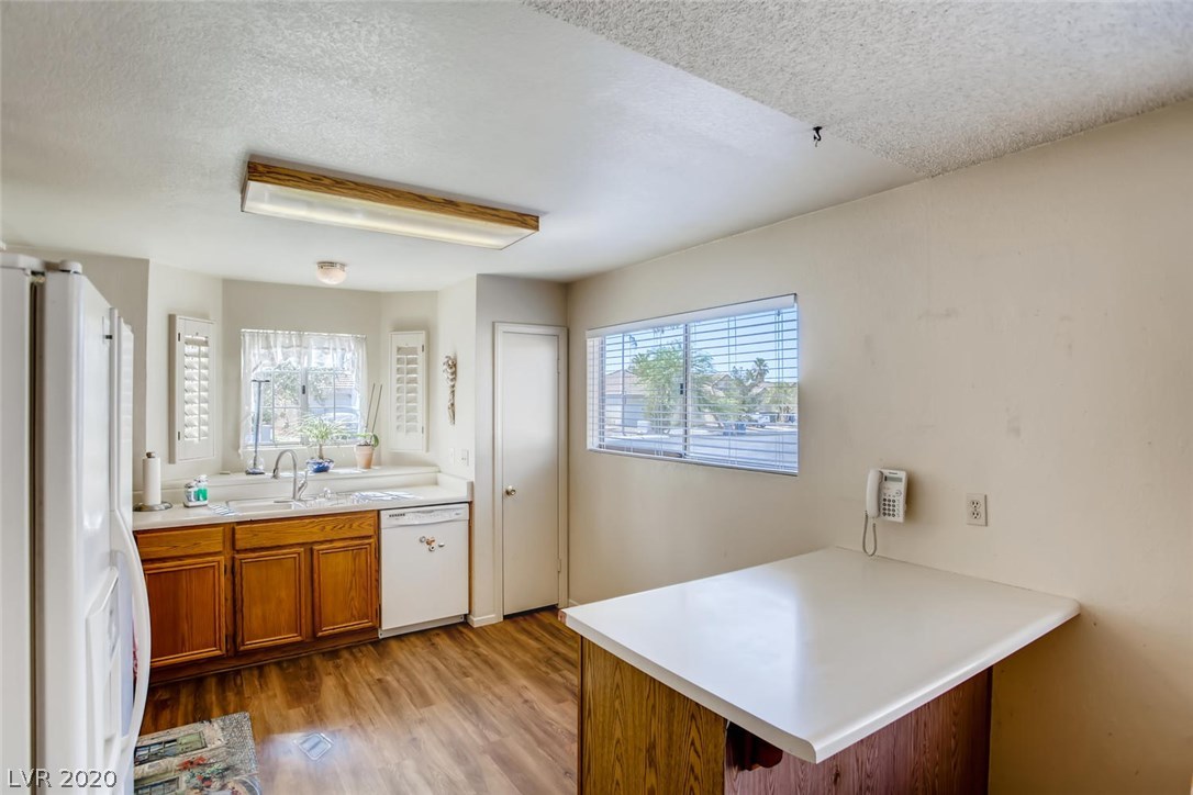 2700 Riley Oaks Court Las Vegas, NV 89108 - Photo 15 of 50